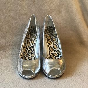 Colin Stuart Peep-toe Silver Heels
